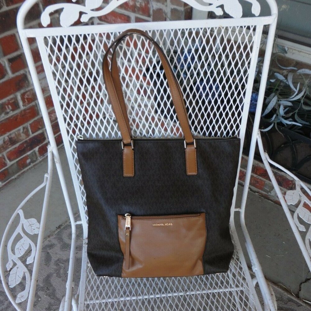 MICHAEL KORS "Ariana" Large Brown Leather Logo Tote